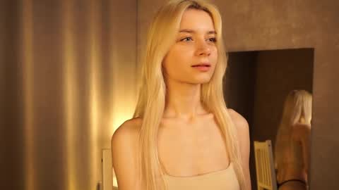 Cassie online show from March 4, 2025, 5:34 pm