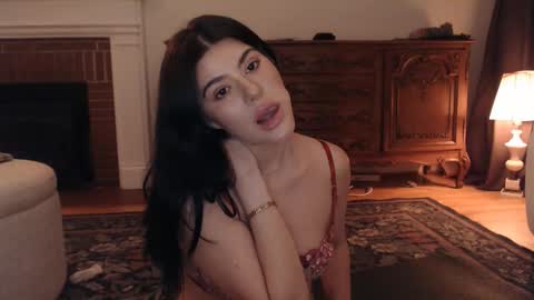 cassiealvarez online show from March 11, 2026, 5:46 am