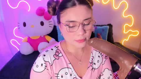 Snapshot of cassiebigass_ chatting on December 16, 2025, 8:25 pm Bela igzaii9r online show from December 16, 2025, 8:25 pm
