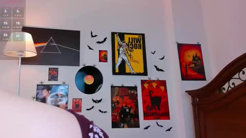 Im Cassie3 online show from November 7, 2025, 8:14 am