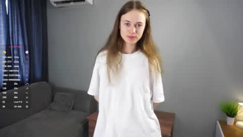 Snapshot of cassiehorridge chatting on June 30, 2026, 4:57 am Alice online show from June 30, 2026, 4:57 am