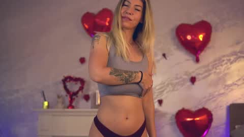 Cassi online show from April 21, 2026, 3:24 am