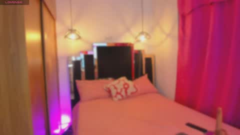  Cassie Stevens  online show from April 17, 2026, 5:21 am