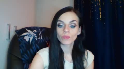 Cassie online show from October 28, 2025, 8:00 pm