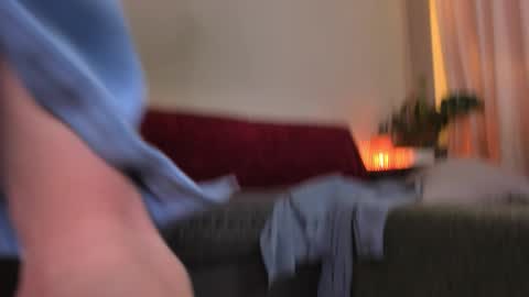  cassandra  online show from November 19, 2025, 5:40 am