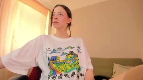  cassandra  online show from April 27, 2026, 1:53 pm