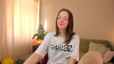 Snapshot of cassisland chatting on May 28, 2026, 3:31 pm cassandra online show from May 28, 2026, 3:31 pm