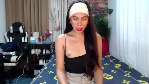 Cassy online show from October 17, 2025, 1:20 am