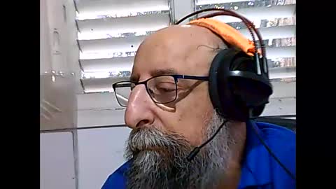 casual53 online show from February 4, 2025, 4:59 am