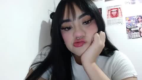 Mila online show from October 14, 2025, 3:40 am