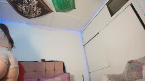 Snapshot of cat_nasty chatting on July 6, 2026, 8:11 pm cat_nasty online show from July 6, 2026, 8:11 pm