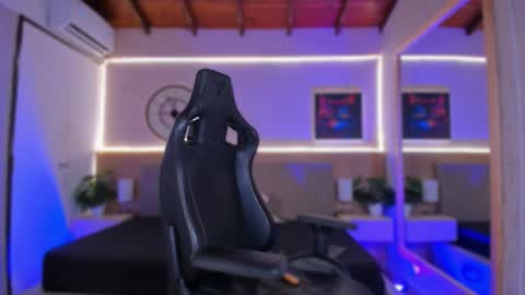 cata_johnss online show from October 9, 2025, 12:58 pm