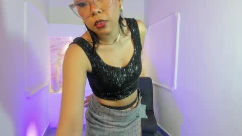 Cata online show from December 19, 2025, 8:38 pm