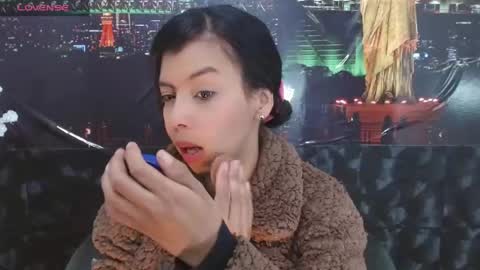 Snapshot of catalella_ar chatting on May 2, 2026, 3:44 am Queen Catalella online show from May 2, 2026, 3:44 am