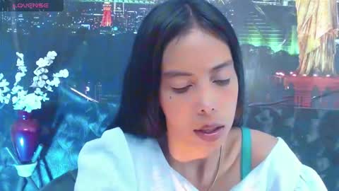 Snapshot of catalella_ar chatting on June 4, 2026, 3:23 am Queen Catalella online show from June 4, 2026, 3:23 am