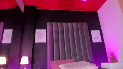 Snapshot of catalella_rouse chatting on July 23, 2026, 4:10 am catalella_rouse online show from July 23, 2026, 4:10 am