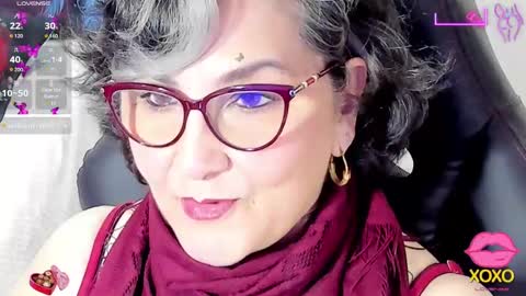 cataleya  online show from September 9, 2025, 3:17 am