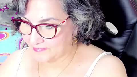 cataleya  online show from September 24, 2025, 3:54 am