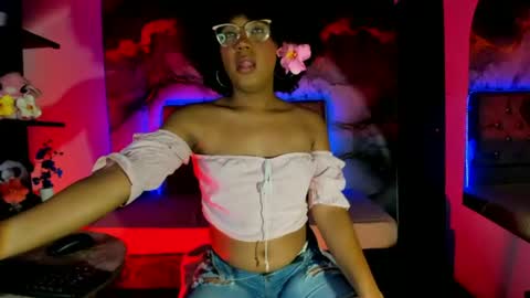 cataleyamoon_ online show from July 18, 2026, 7:28 pm
