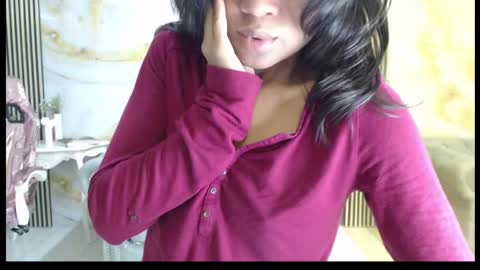 Catalina  online show from October 4, 2025, 12:47 pm