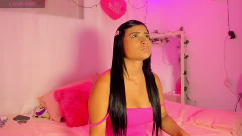 Cata y Roger online show from February 12, 2025, 11:51 pm