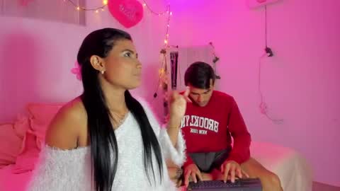 Cata y Roger online show from February 15, 2025, 4:25 am