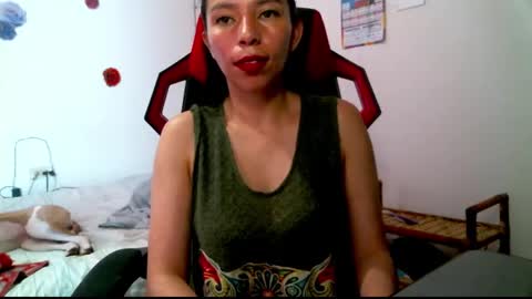 catalina_colombia online show from January 16, 2025, 6:48 pm