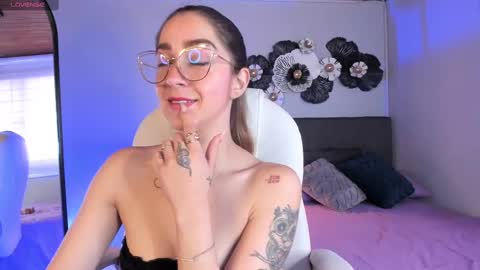 Catalina online show from March 8, 2025, 3:24 pm