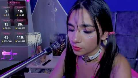 catalina_whore1 online show from April 24, 2026, 8:11 pm