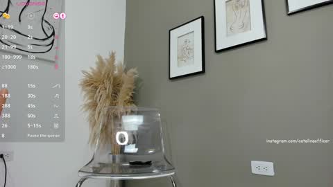 Catalina Howard Aragon online show from December 25, 2024, 7:24 pm