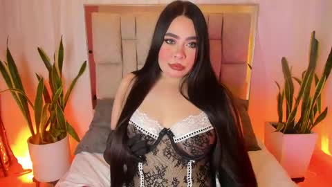 Snapshot of catalinareyezx chatting on May 29, 2026, 7:28 am Cata online show from May 29, 2026, 7:28 am
