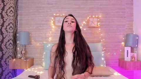 CatalinnaThompson online show from December 23, 2024, 6:27 pm