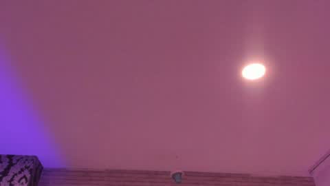 CatalinnaThompson online show from December 30, 2024, 3:02 pm