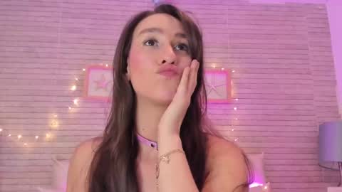 CatalinnaThompson online show from March 7, 2025, 6:11 pm