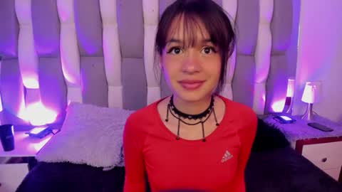 Cat  online show from December 9, 2024, 12:08 pm