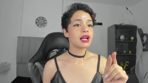 Cat  online show from February 18, 2025, 12:26 am