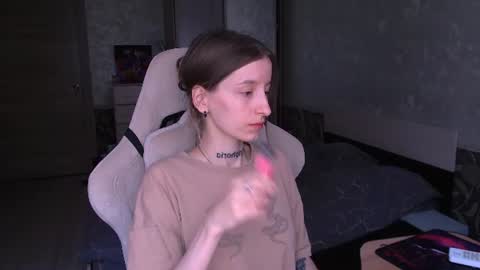 Snapshot of cath_dysphoria_ chatting on June 19, 2026, 11:25 am CATH online show from June 19, 2026, 11:25 am