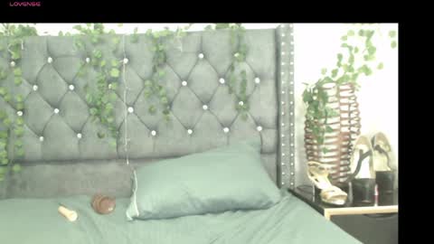 cathalina online show from April 21, 2026, 3:07 pm