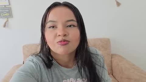 Snapshot of catherine____ chatting on October 19, 2025, 7:36 pm Catherin online show from October 19, 2025, 7:36 pm