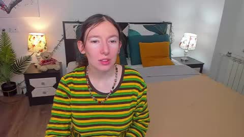 Catrin online show from February 28, 2025, 4:32 am