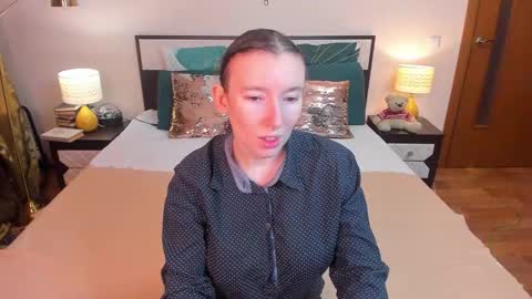 Catrin online show from January 8, 2026, 1:41 am