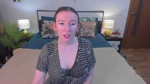 Catrin online show from April 10, 2026, 6:29 am