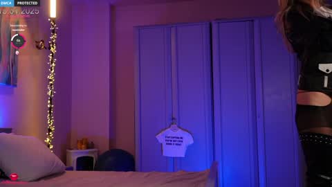 Cathleen online show from January 15, 2025, 3:29 pm