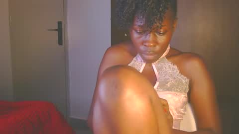 catrine online show from October 16, 2025, 4:24 am