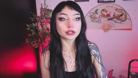Snapshot of cati_petite chatting on July 3, 2026, 7:59 am Cati help me reach my goal of 100 thumbs up again 3 online show from July 3, 2026, 7:59 am