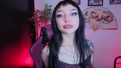 Snapshot of cati_petite chatting on July 18, 2026, 7:12 am Cati help me reach my goal of 100 thumbs up again 3 online show from July 18, 2026, 7:12 am