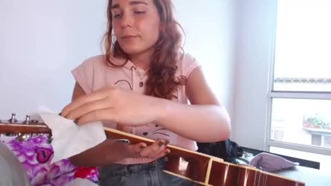 Catalina Restrepo online show from February 19, 2025, 9:36 pm