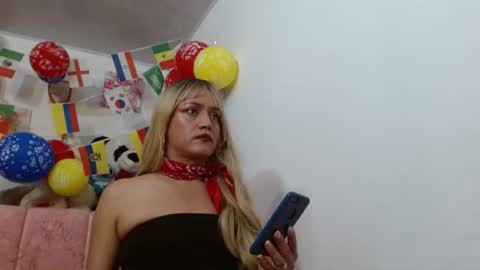 Snapshot of catrina_chan chatting on June 24, 2026, 10:09 pm catrina_chan online show from June 24, 2026, 10:09 pm