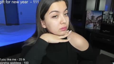 Catrina or just Cat online show from January 7, 2025, 7:31 am