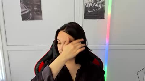 Snapshot of catrine_cute chatting on May 23, 2026, 6:51 am Catrine online show from May 23, 2026, 6:51 am